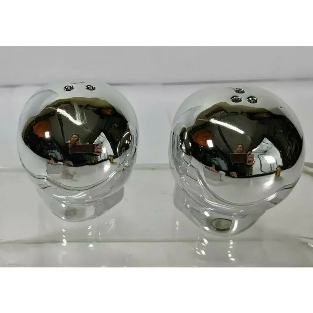 Yankee Candle 2021 Halloween Skull‎ Salt and Pepper Shaker Mirror New in Box